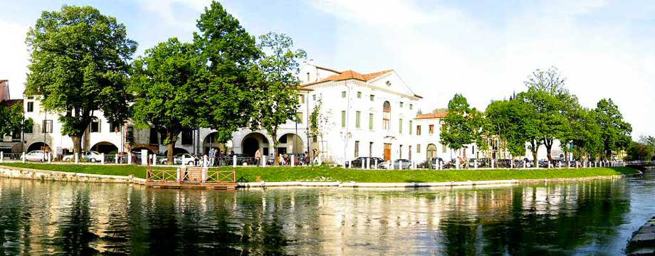 Treviso veduta dal fiume Sile